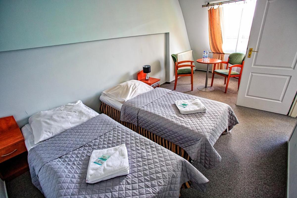 קרפאז' Hotel Karolinka מראה חיצוני תמונה